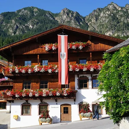 Studio Schwarzenauer *